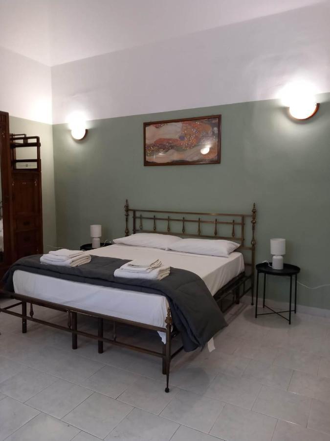 Santa Chiara Home Spaccanapoli מראה חיצוני תמונה
